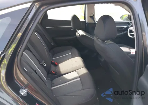 2021 Hyundai Sonata Se z USA, uszkodzony, nr VIN 5NPEG4JA4MH063725